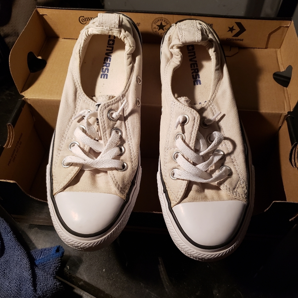 Womens converse size 7